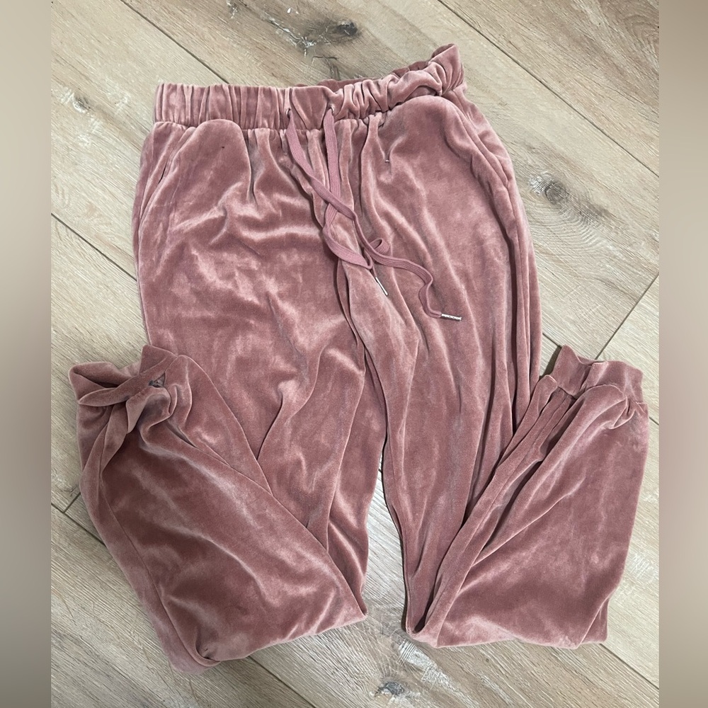 2 piece velor style set